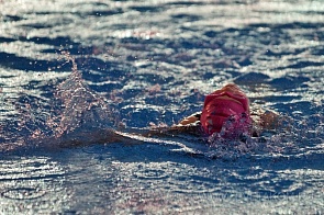 турнир по плаванию среди детей-инвалидов всех категорий на призы олимпийского чемпиона Вениамина Таяновича.25