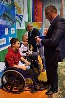 турнир по плаванию среди детей-инвалидов всех категорий на призы олимпийского чемпиона Вениамина Таяновича.92